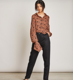 Jan N June || SUSEN blouse : tortoise print