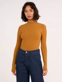 KCA || Rib high neck ls; brown sugar