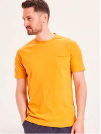 KCA || ALDER chest pocket tee: inca gold mel.