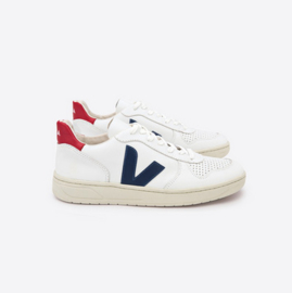 Veja || V-10: extra white nautico pekin 