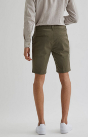 Bertoni || BLOCH chino shorts: Army green