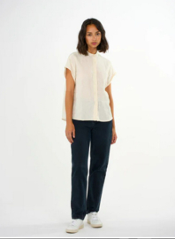 KCA || Collar stand ss linen shirt; buttercream