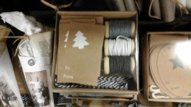 Doosje touw en labels  (witte kerstboom)