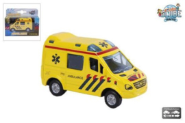 Kids Globe- Die-cast pull back  Ambulance 8cm-C-Yellow
