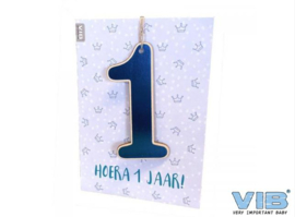 VIB-Wenskaart met Houten Hanger 1 'HOERA 1 JAAR!' Blauw