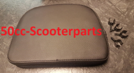 Rugsteun zwart achterdrager Vespa Lx S Lxv sprint primavera 11VE112