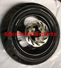 Voorwiel 12Inch Zwart Beeline Veloce 181.Hj-41110-118A-00B0 Gebruikt