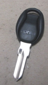 Blinde sleutel Aprilia zonder chipkey AP8104613
