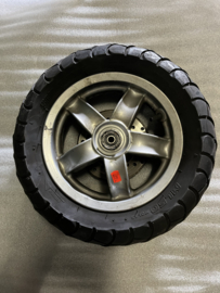 Voorwiel voorvelg zip 2000 grijs 6466244 gebruikt
