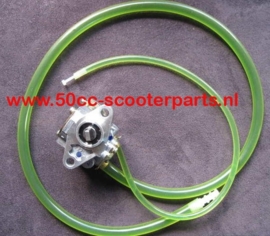 Oliepomp Piaggio Vespa origineel Olie pomp 2T 45km 82651R