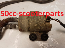 Benzinepomp Suzuki Burgman 400 15100-10F00-000 origineel Gebruikt