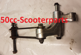 Schokbreker Subframe Suzuki Burgman 400 62100-14Fb0-000 Gebruikt