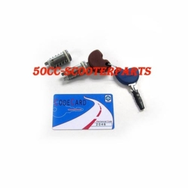 Contactslot chipkey ET4 + code card ET 4 slot 125cc Lx S Lxv Vespa 573430