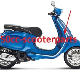 Beenschild Vespa Primavera Sprint blauw azzurro 261/a origineel 67361700dq