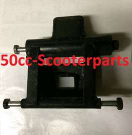 Subframe Suzuki Uf 50 Estilete 41180-02E00-Ee3 Gebruikt