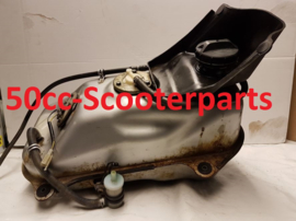 Brandstoftank Suzuki burgman 400 44110-14F10-000 origineel gebruikt