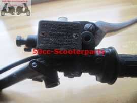 Remhendel + reservoir Vespa Et 2 & 4 Et2 Et4 - 56008R  gebruikt