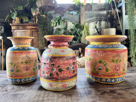 handgeschilderde oud nepalese houten pot L 29 cm italy