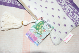 Vintage Kantha kussen 40x60 Purple white