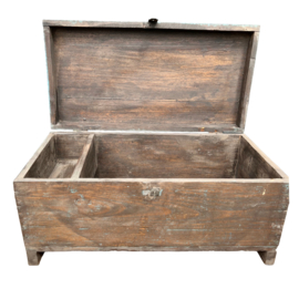 Oude kist uniek item 68x33x35 cm