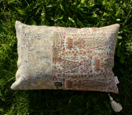 Vintage Kantha kussen 40x60 soft pink yellow natutal