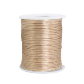 Draad van satijn 1,5 mm Champagne Beige  72137 per meter