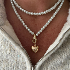 Handgemaakte parel ketting met 18kt Zirconia slot