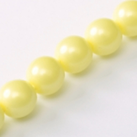 Tsjechische glaskralen Pastel Light Yellow 4 mm 50 st.