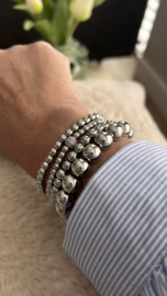 Moederdag set armbanden Exclusieve silvercolour kralen