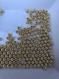 Gouden kralen rond 2,5 mm 50 st.