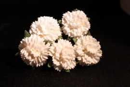 WILD ORCHID CRAFTS - OFF-WHITE MULBERRY PAPER CARNATION FLOWERS 2,5 cm