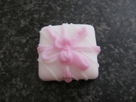 Petit four 03