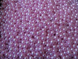 Acryl parels roze 8mm ( 20 stuks )