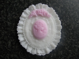 Medaillon met cameo