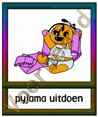 Pyjama uitdoen 2 - KL