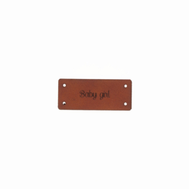 Leren label 15x35mm 'baby girl' Chestnut 3st.