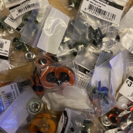 Doos met 176 verpakkingen veiligheidsoogjes