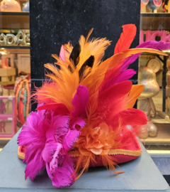 Opgemaakte hoed: Rood/Fuchsia/Oranje