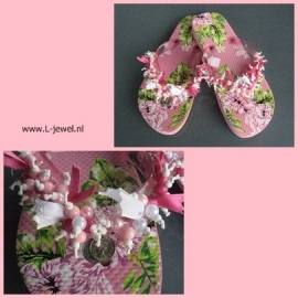 Teenslippers bloem roze maat 38