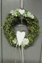 Krans met hartjes 25 cm