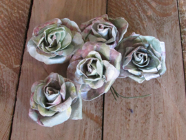 Bloem mint/roze papier 5 stuks  (D66)