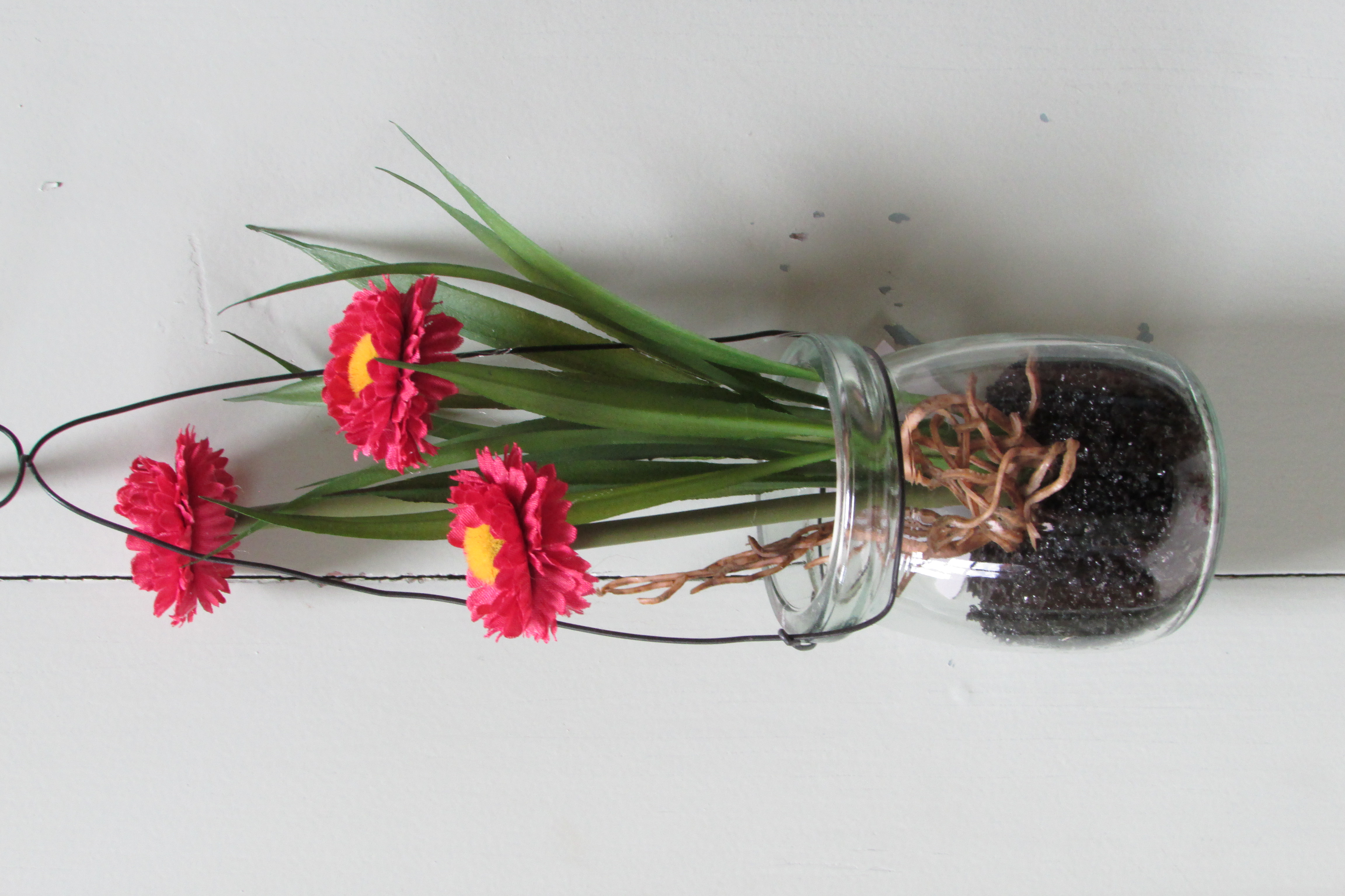 Vaasje met bloemetjes (kunst)