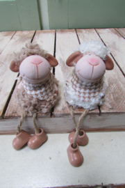 Schaapje met bungelbeentjes 8,5 cm (2 stuks) (BB17)