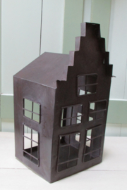 Huis van metaal 41 cm