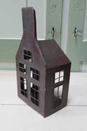 Huis van metaal 26 cm