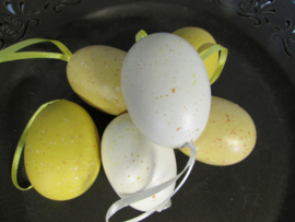 Eieren geel/wit 6 cm