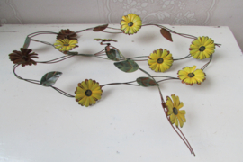Bloemenslinger metaal geel