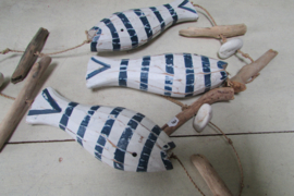Vis guirlande blauw met wit