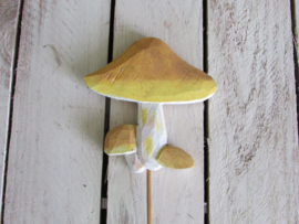 Bijsteker-paddenstoel-hout