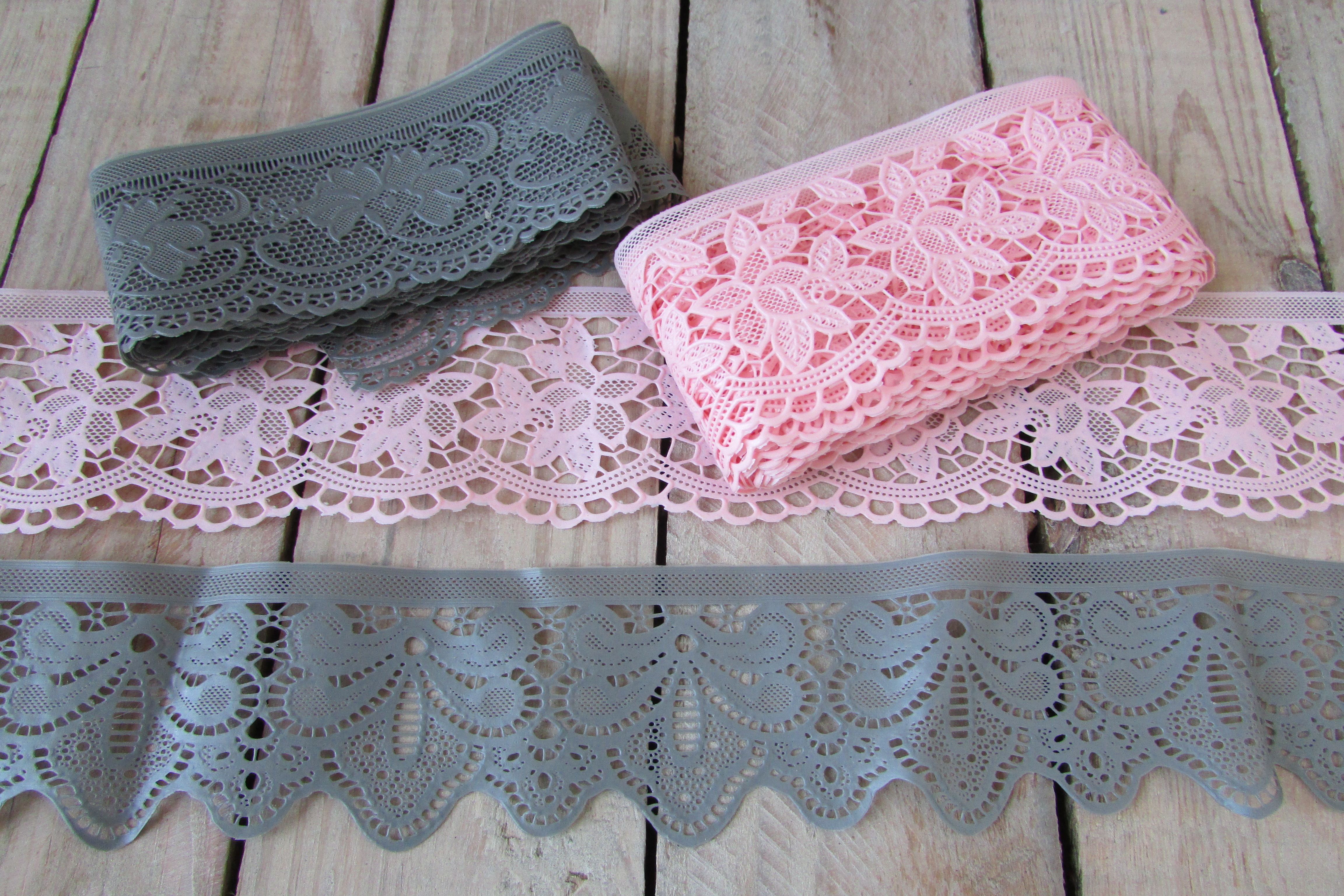 Kant plastic restjes grijs en roze